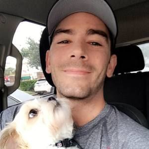 Meet your Posher, Zach